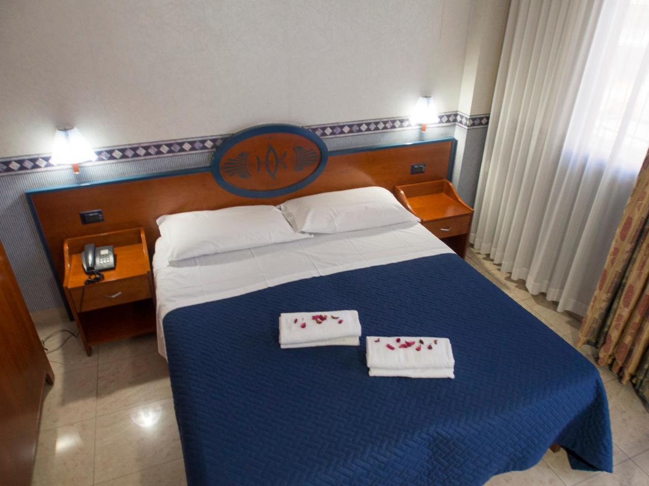 Hotel Kroma Ragusa Exteriör bild